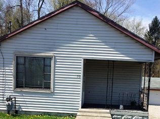 39 Richards Rd, Zanesville, OH 43701