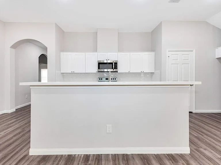 1206 Denison Ave — Photo 5