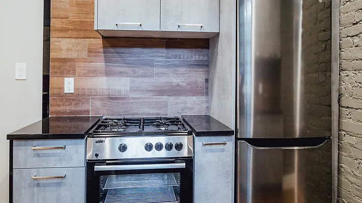 Rented by Nooklyn NYC LLC | media 8