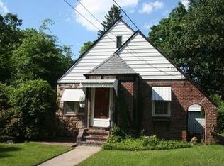 683 Ramapo Rd, Teaneck, NJ 07666