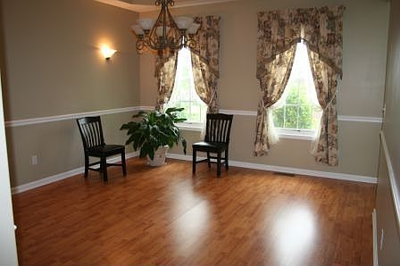 Spacious Dining Room