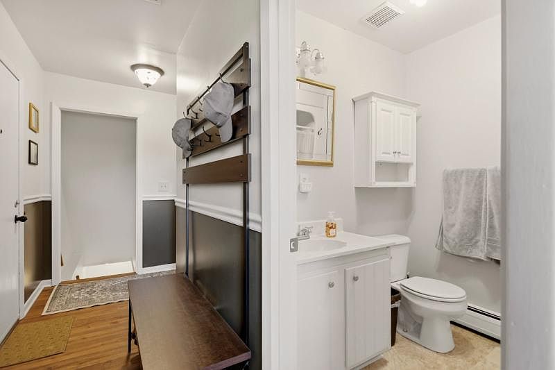 373 E Millington Rd, photo 16