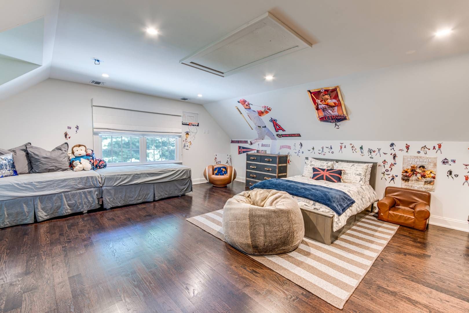  BONUS ROOM OFF SECOND FLOOR PRIMARY BEDROOM