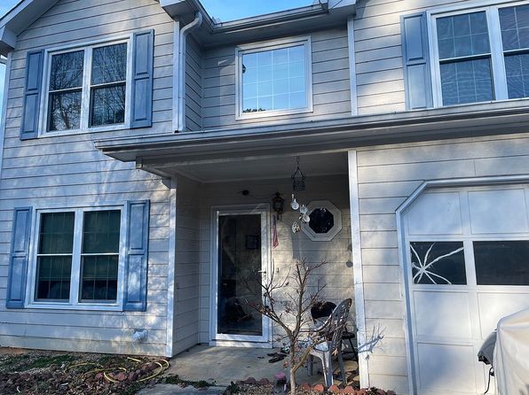 2705 Amberly Hills Trl