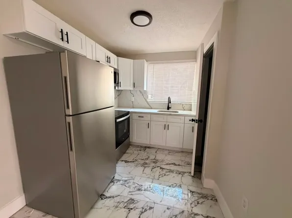 559 Sherman Pkwy, New Haven, CT