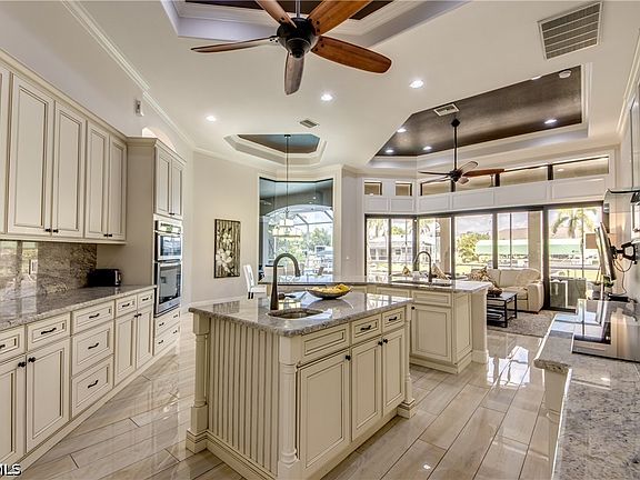2nd image of 601 SW 40th Terrace Cpe