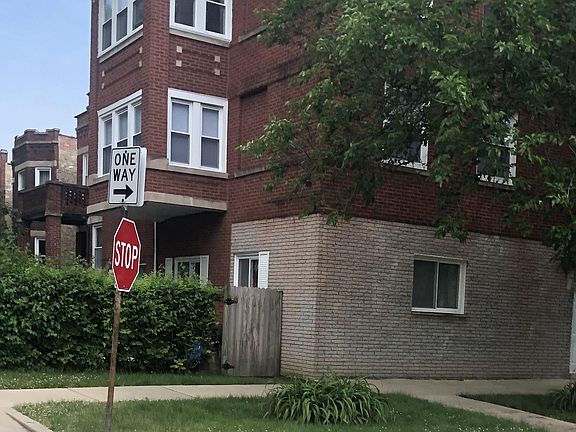 2nd image of 4217 N Lockwood Ave #5