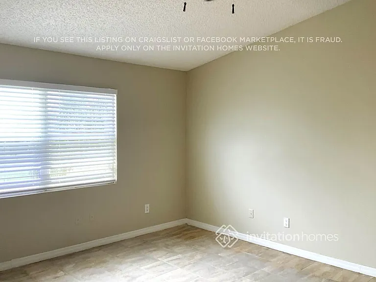 631 Royal Palm Way — Photo 8