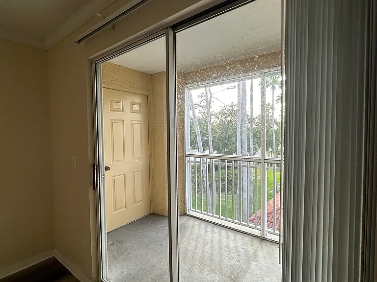 Richmond Place Dr — Photo 8