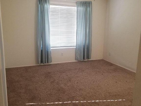 5th image of 8813 W Windrose Dr