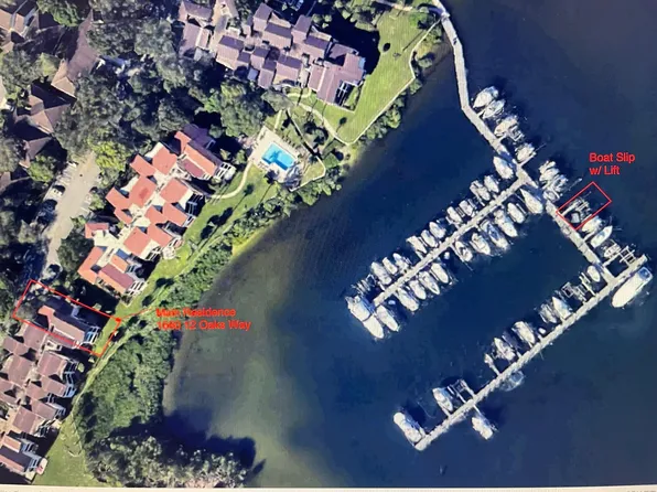 1660 Twelve Oaks Way #106 & 50 Ft Dock W/30k Li, North Palm Beach, FL 33408