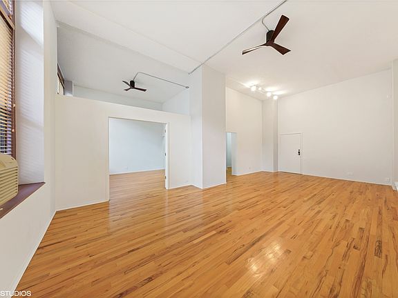 5th image of 600 S Dearborn St APT 214