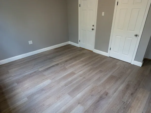 9728 Flatlands Avenue image 27 of 40