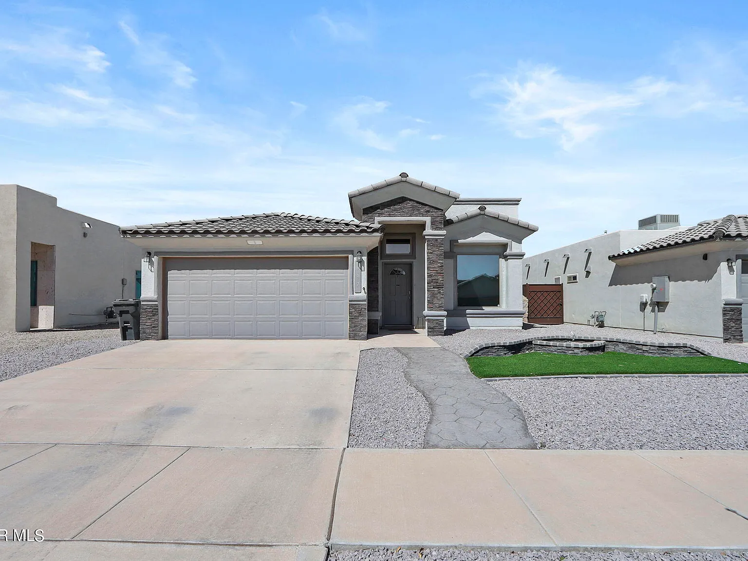 4 bed, 2.0 bath, 1504 sqft, $1,950 — Photo 1