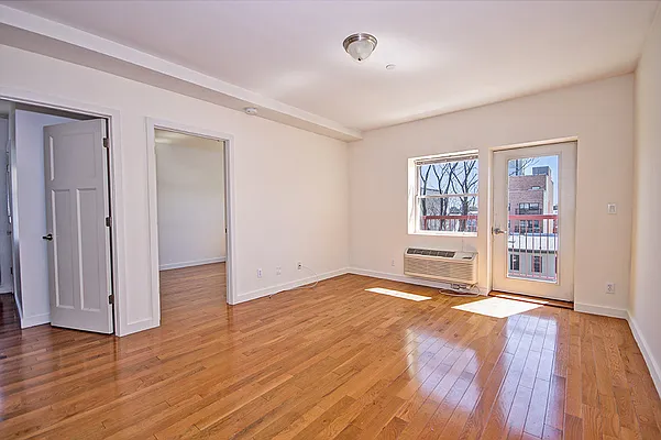 Rented by Level Group | media 1