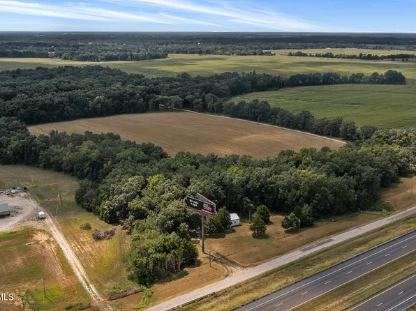 4828 Jade Rd, Kingdom City, MO 65262