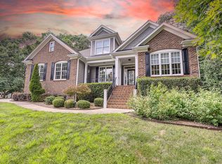 1001 Chatham Ct, Youngsville, NC 27596