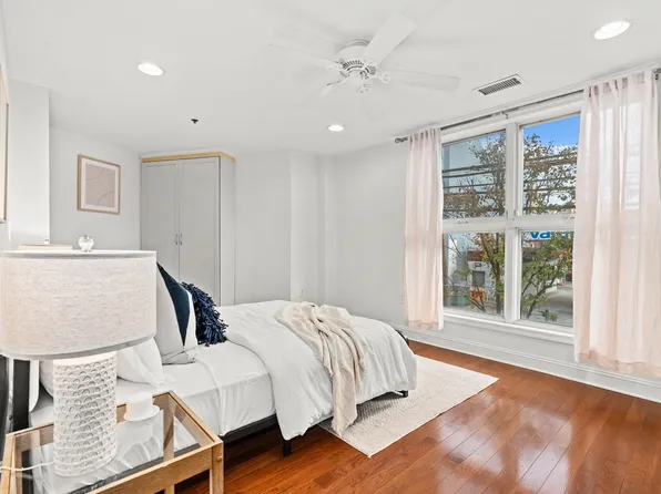 70 Adams Street image 18 of 47