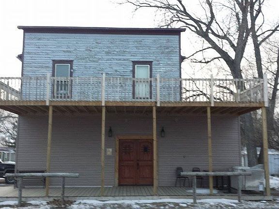 2 STORY DECK/DBL DRS ($10k) 