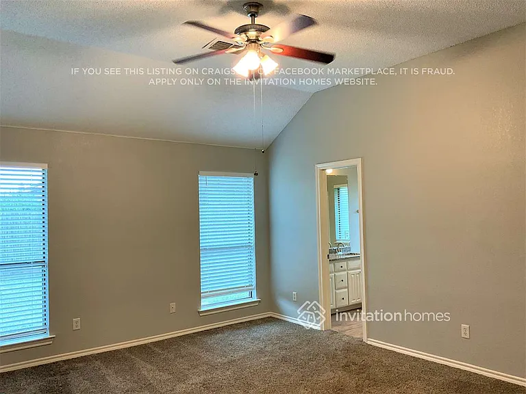 1117 Park Gln — Photo 12