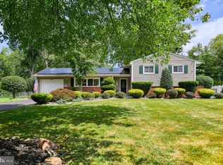 69 Brooktree Rd, East Windsor, NJ 08520