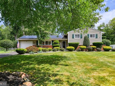 69 Brooktree Rd, East Windsor, NJ, 08520