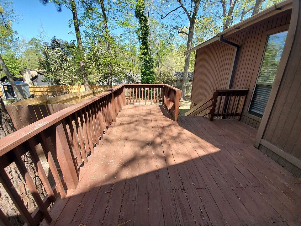 2nd image of 5828 Horton Pl
