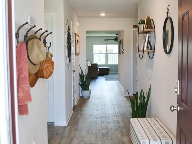 5536 Lancelot Trl — Photo 3