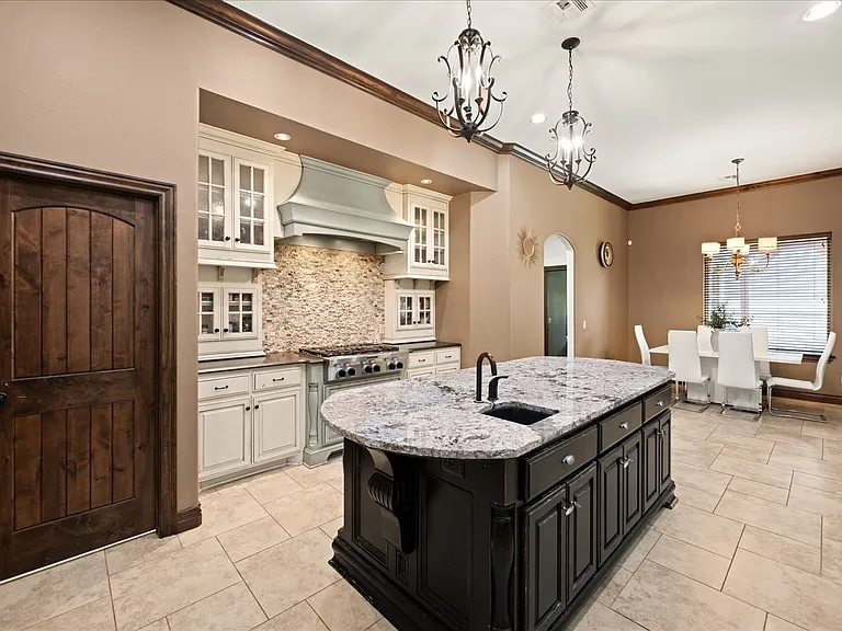2708 Cattle Dr — Photo 7