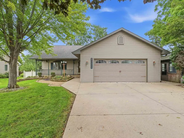 N9630 N Coop Rd, Appleton, WI 54915