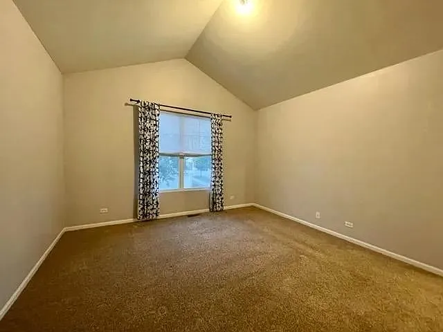 4258 Central Park Ln — Photo 16