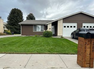 203 Crestview Dr #203, Twin Falls, ID 83301