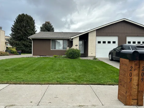 203 Crestview Dr #203, Twin Falls, ID 83301