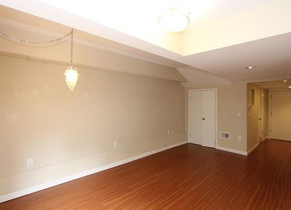 4th image of 2539 Lombard St #A