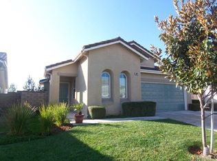 28027 Oakhaven Ln, Menifee, CA 92584