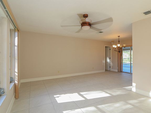 2nd image of 1718 Country Club Blvd #1