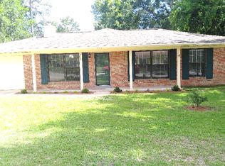 203 Peartree Cir, Dothan, AL 36301