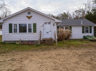 257 County Rd, Monument Beach, MA 02553