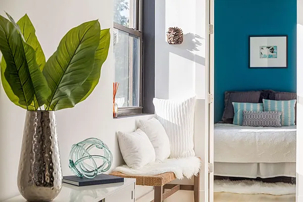 Sold by Compass | media 1