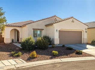 5565 E San Pietro Dr, Pahrump, NV 89061