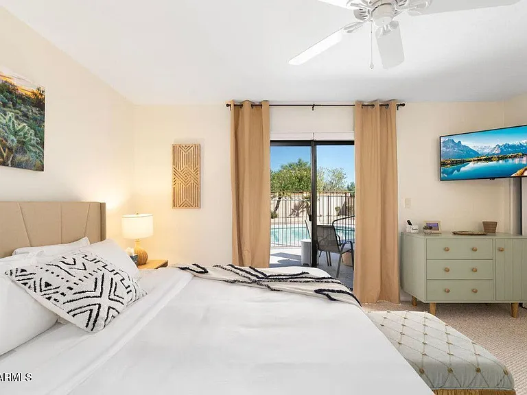 8742 E San Daniel Dr — Photo 16