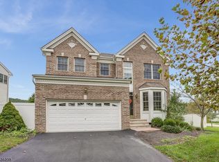 3 Helms Mill Rd, Hackettstown, NJ 07840