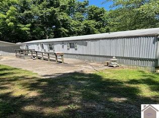 250 B Hall Rd, Cadiz, KY 42211