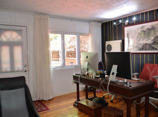 8523 218th St, Queens Village, NY 11427