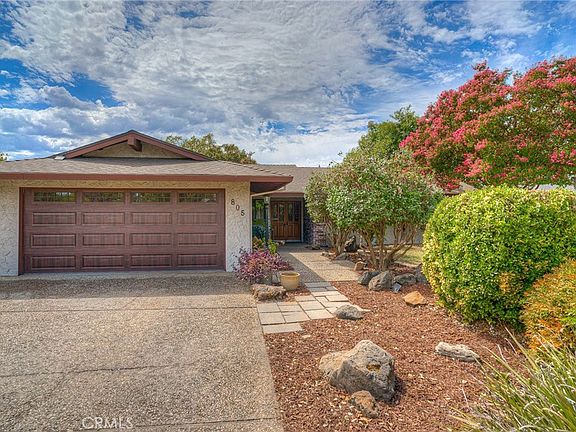 3rd image of 805 Madrone Ave