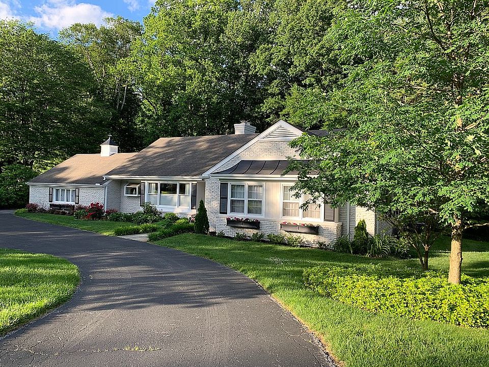 1st image of 4005 Heather Dr