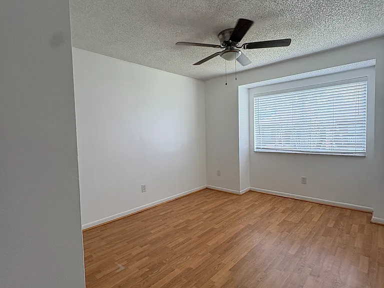 5159 Picadilly Circus Ct — Photo 23
