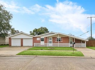 30 Helis Dr, Waggaman, LA 70094