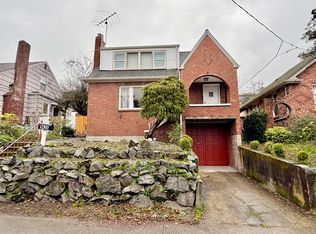 3426 15th Ave S, Seattle, WA 98144