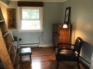 402 Chestnut St, Ithaca, NY 14850